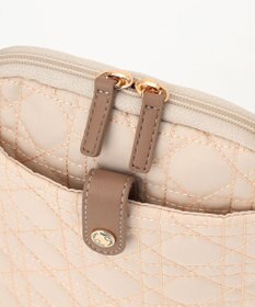 LA BAGAGERIE グリッドキルティングショルダー