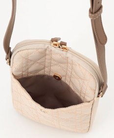 LA BAGAGERIE グリッドキルティングショルダー