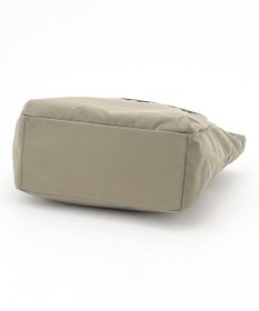 LA BAGAGERIE チャーム付き　ナイロンリュック