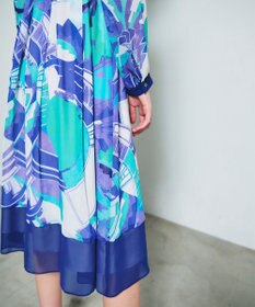 GRACE CONTINENTAL アールデコリゾートプリントワンピース