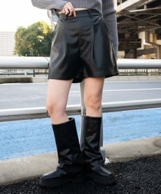 WEGO ヴィンテージライクPUショートパンツ