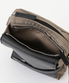 Y'SACCS ベルトスクエアミニマムショルダーバッグ