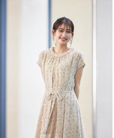 Tiaclasse 【洗える】花柄シフォン衿ギャザーワンピース