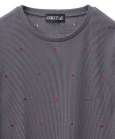 Green Parks ・ＤＯＵＢＬＥ　ＦＬＡＧＳ　ハート刺繍リブロンＴＥＥ