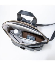 UNBILLION アトランタ ATLANTA / やぎ革軽量ボックス型リュック