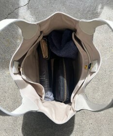 Hekhèr Le Style de Vie 【日本製/セレモニーにも】シュリンクレザー ハンドバッグ medium