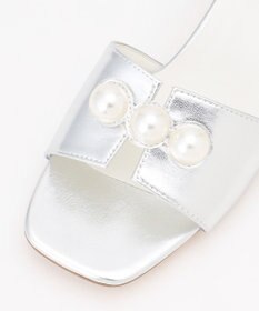 Feroux パールポイント サンダル