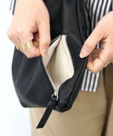 FOLNA RD ソフトレザー巾着ショルダーバッグ