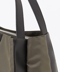 Y'SACCS スクエアすっきりトート Mサイズ