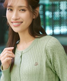 Tiaclasse ワンポイント刺繍ケーブルカーディガン