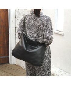 Regalo Felice 【A4サイズ対応 / 機能充実】ショルダー / REGALO