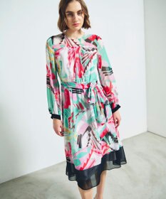 GRACE CONTINENTAL アールデコリゾートプリントワンピース