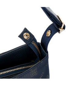 IBIZA ロゴナイロン　ショルダーバッグ