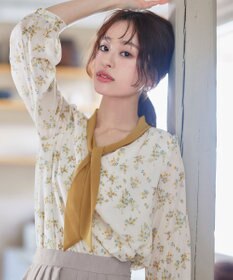Tiaclasse 【洗える】花柄配色ボウタイブラウス