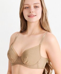 WACOAL 【小さく見せるブラ】 シンプル ブラジャー 着やせ効果 コンパクトにメイク バストの突出をおさえる 背中の段差を軽減 大きいサイズ レディース BRB452 /ワコール