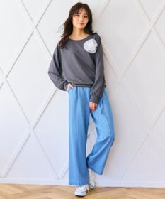 Feroux 【洗える】ローズコサージュ ダンボールプルオーバー