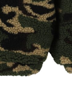 WEGO 迷彩ロゴボアパーカー