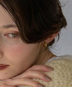 Phoebe 【金属アレルギー対応】プックリハーフフープミニピアス　ゴールド/サージカルステンレス