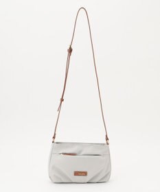 LA BAGAGERIE ポリエステルキャンバス　タックポシェット