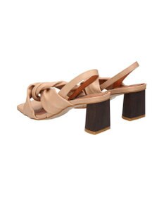 INTER-CHAUSSURES 【ANGEL ALARCON】スクエアトウクロスベルトサンダル