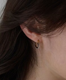 Phoebe 【金属アレルギー対応】ワンタッチライナーハートビジューフープピアス　ゴールド