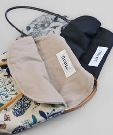 AND WOOL 筆記帳刺繍のminiバッグ