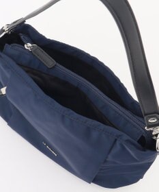 LA BAGAGERIE 多収納ナイロン2WAYショルダー