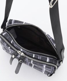 Y'SACCS ドローイングチェック ショルダーバッグ