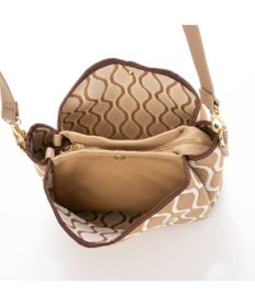 UNBILLION カシュカシュ cachecache / 柄アソートジャガード三つ口ショルダーバッグ