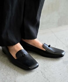 muuc ビーズモチーフのスクエアシューズ