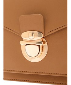 earth music&ecology サッチェルショルダー付きバッグ