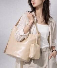 style code 【Ungrid/アングリッド】　ポーチチャーム付　バックルベルトバケットバッグ／500mlペットボトル収納可能
