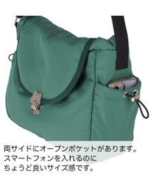 tsumori chisato CARRY ネコメタル ショルダーバッグ