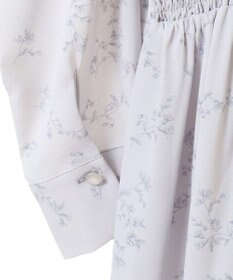 earth music&ecology ラッフルショルダーフラワーワンピース