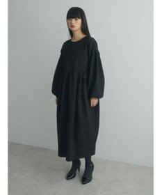 Green Parks armonia. エンボスタックコクーンワンピース