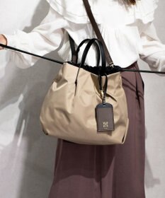 style code 【PADMA/パドマ】カードケース付　ナイロン巾着トートバッグ