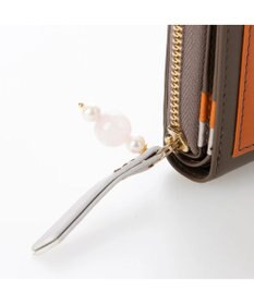 UNBILLION perche ジェムストーンチャームハーフラウンドウォレット