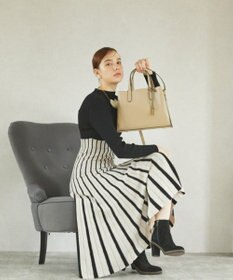 style code 【MERCURYDUO/マーキュリーデュオ】両アオリポケットサイド配色大開き開口 超軽量ハンドバッグ キーチャーム付