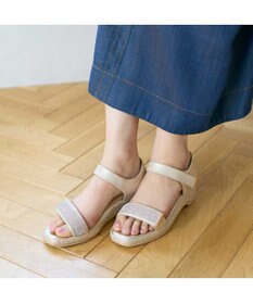 Riz raffinee <Riz raffinee>【3E】ラインストーン付きウエッジソールサンダル