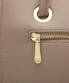 style code  【MERCURYDUO/マーキュリーデュオ】メタルアイレット　両アオリポケット　スクエアハンドバッグ