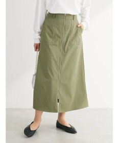 Green Parks フロントＺＩＰセミフレアスカート