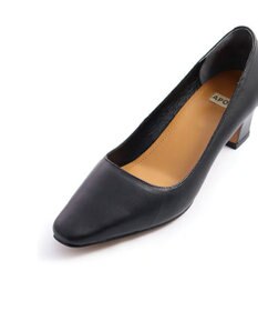 APOM スクエアトゥプレーンパンプス50