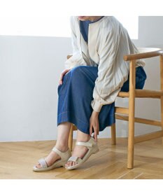 Riz raffinee <Riz raffinee>【3E】ラインストーン付きウエッジソールサンダル