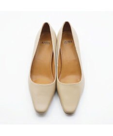 APOM スクエアトゥプレーンパンプス50