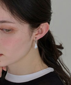 Phoebe 〈金属アレルギー対応〉バランスバロックパールフープイヤリング　シルバー/ステンレス/大ぶり/存在感◎/主役級