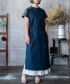 muuc 〈ドライタッチ高品質コットン生地〉ウエスト紐付き ヒルガオ刺繍の半袖ワンピース