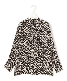 ICB 【WEB限定カラーあり・速乾・洗える】BackSatinAmunzen スカーフタイブラウス