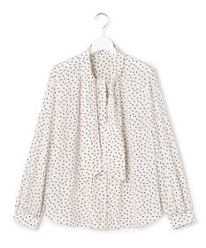 23区 【先行予約】ランダムドットプリント タックブラウス