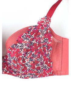 une nana cool MADE WITH LIBERTY FABRIC さあわたしレース