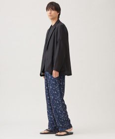 UNFILO MENS ボタニカルプリント イージーテーパードパンツ